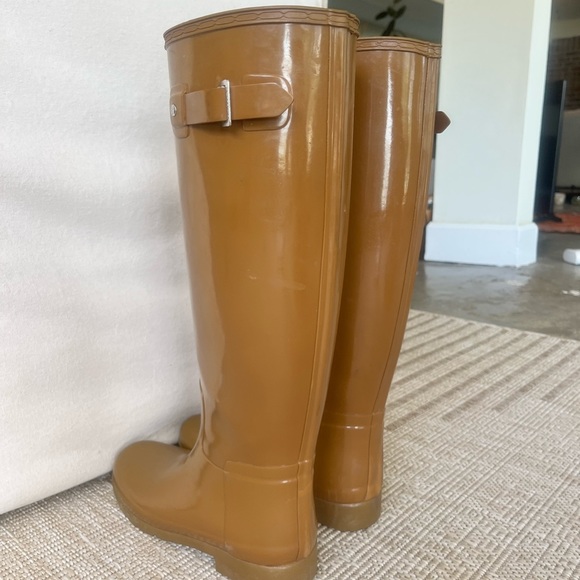 Women’s HUNTER ORIGINAL TALL Refined GLOSS  Rain Boots SIZE 8 Brown - Picture 10 of 13